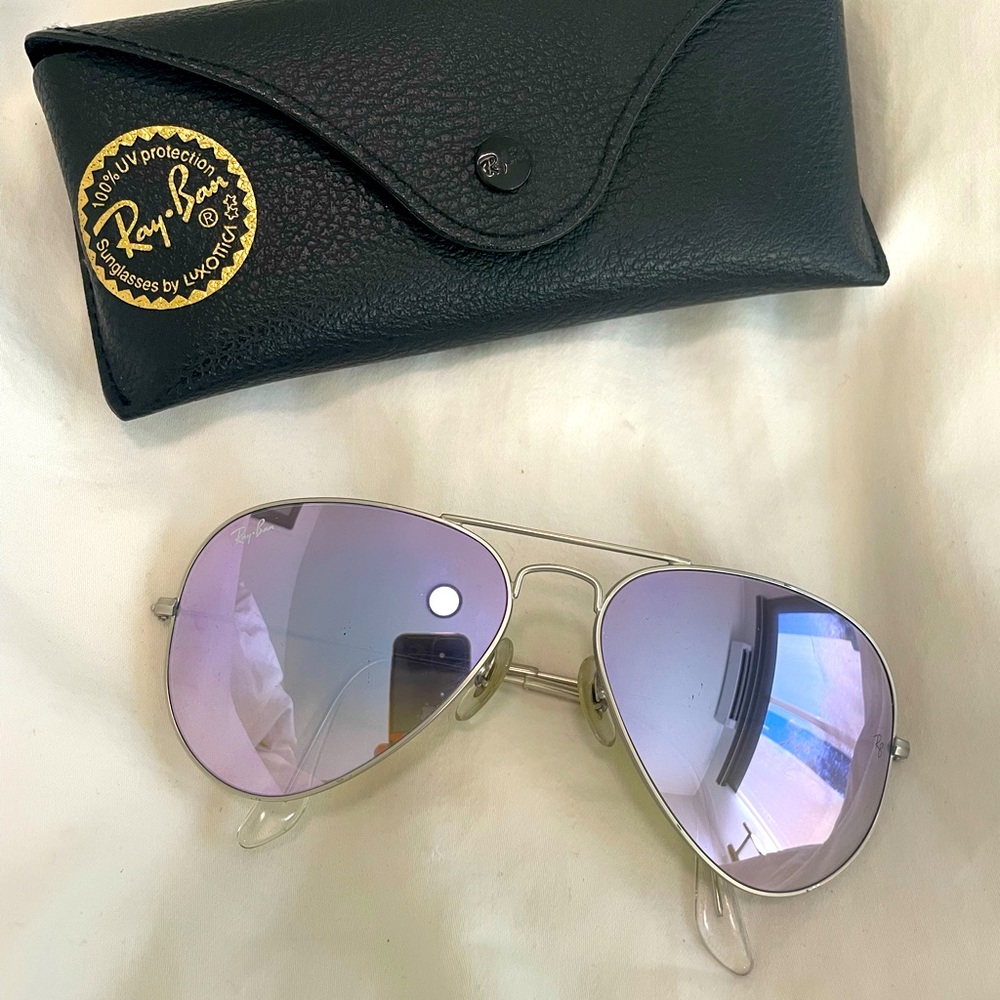 Ray-Ban women’s pink/purple aviator flash lenses sunglasses